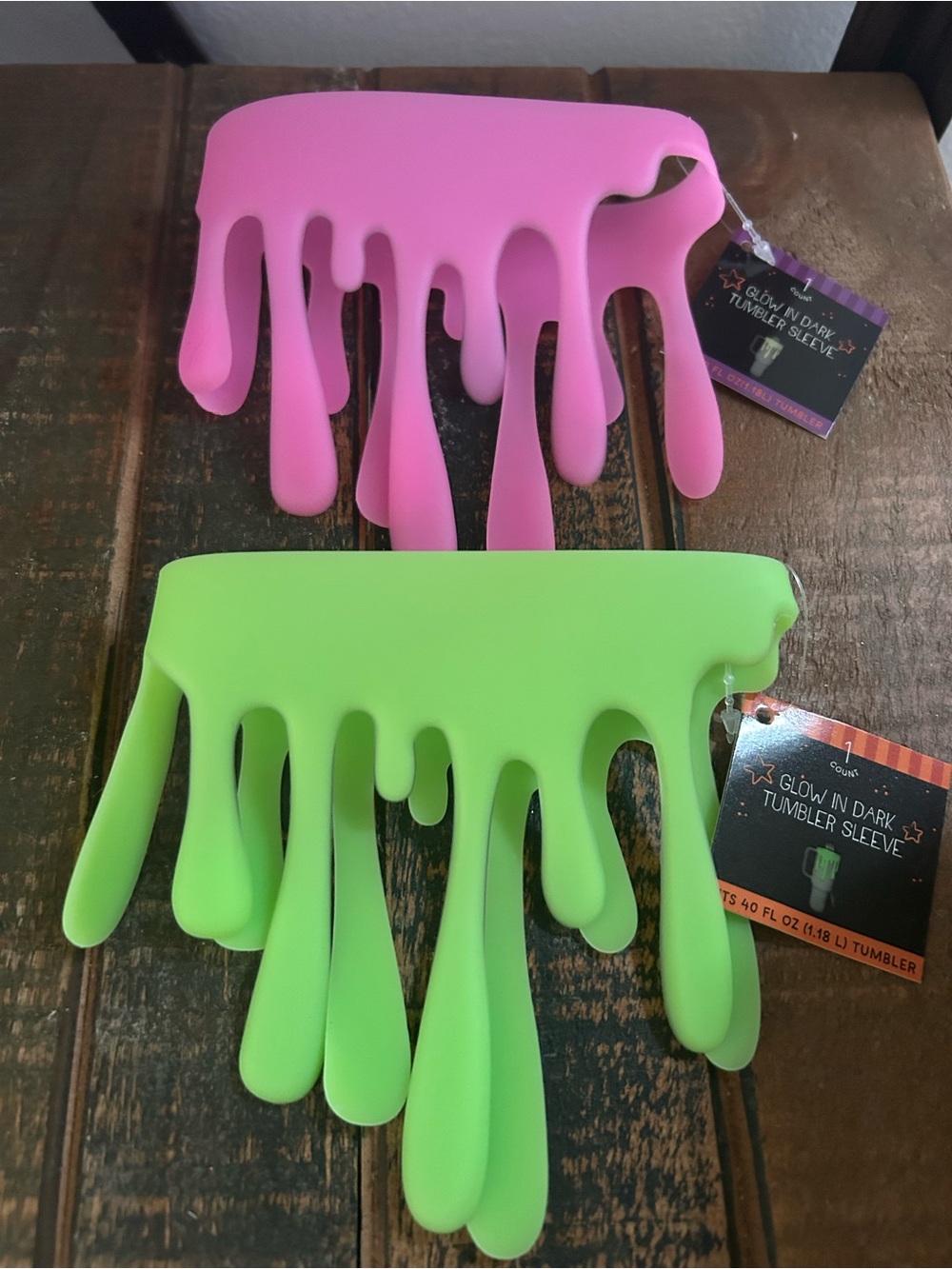 Target Bullseye Glow In The Dark Slime Tumbler Sleeve Set Pink & Green NEW